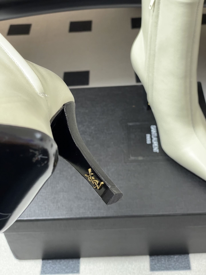 Y51 boots
